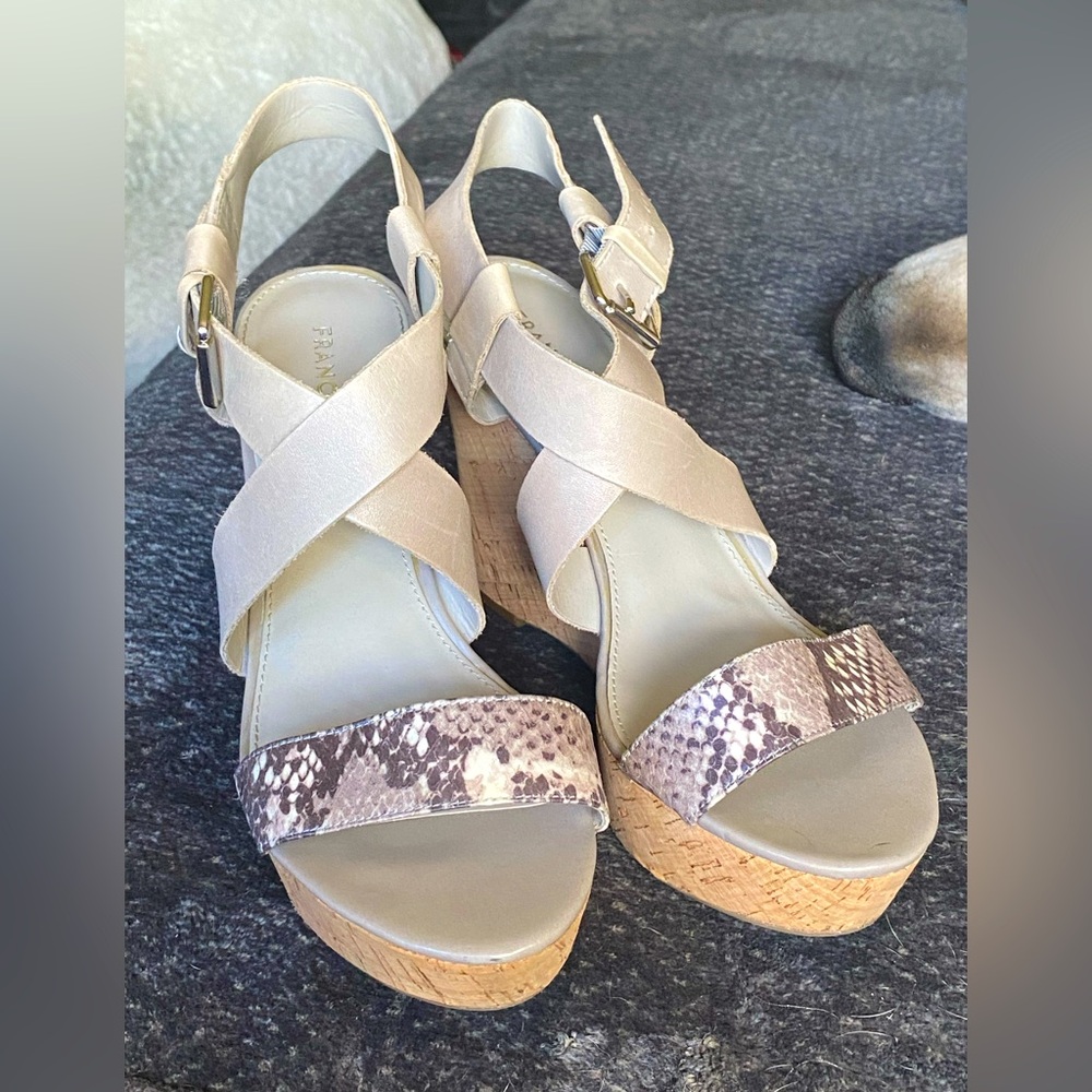 Franco Sarto SHANIA cork wedge sandals,black gray snake print leather straps, 8